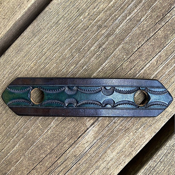 Barrette HANDMADE Leather Artisan Ponytail Holder Hairpin Stamped Brown Green - Picture 4 of 7